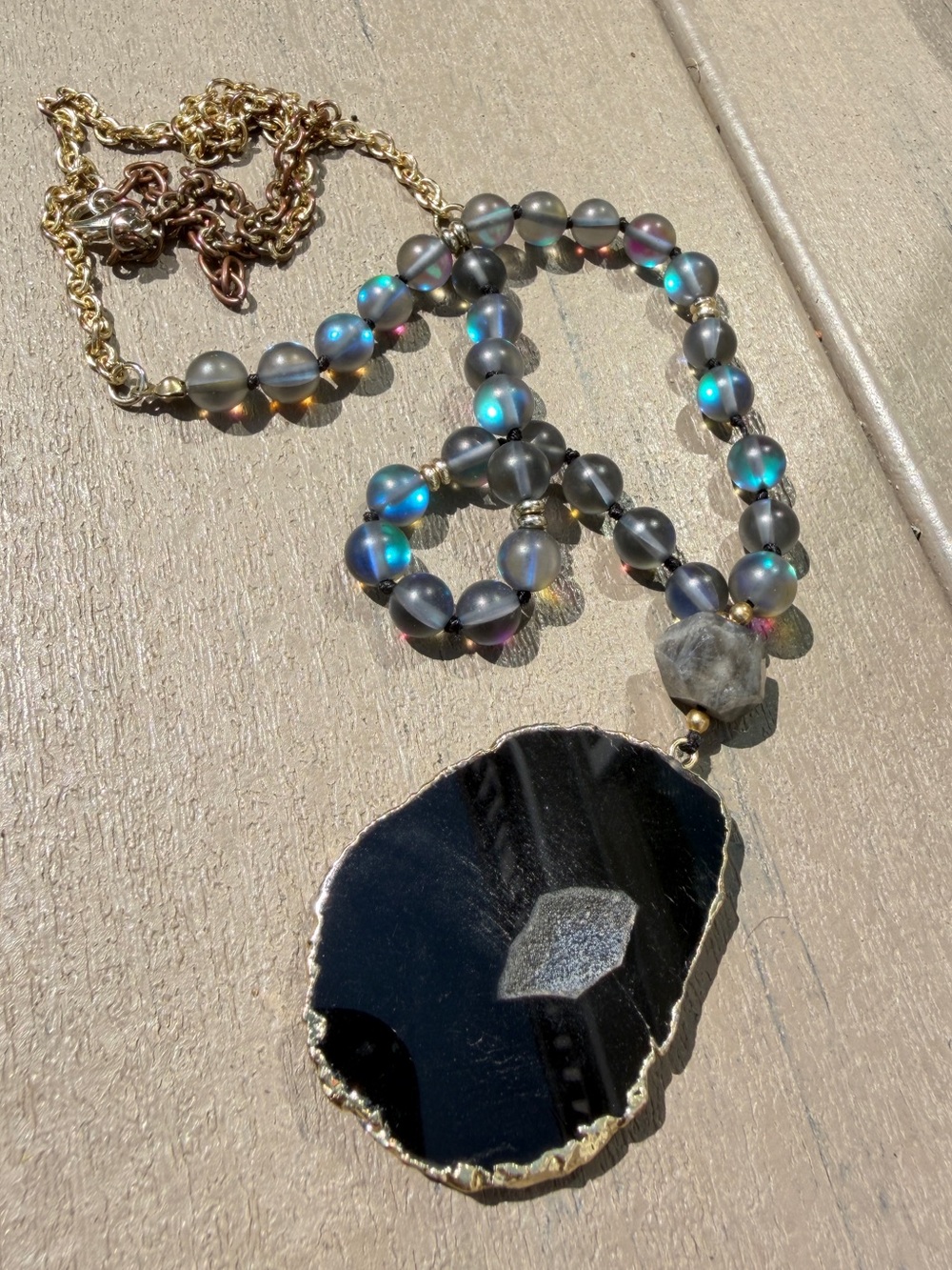 28” gold tone necklace w/ slab/druzy pendant,‎ larvakite, and mermaid glass!